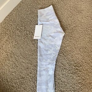 Brand new lululemon tights